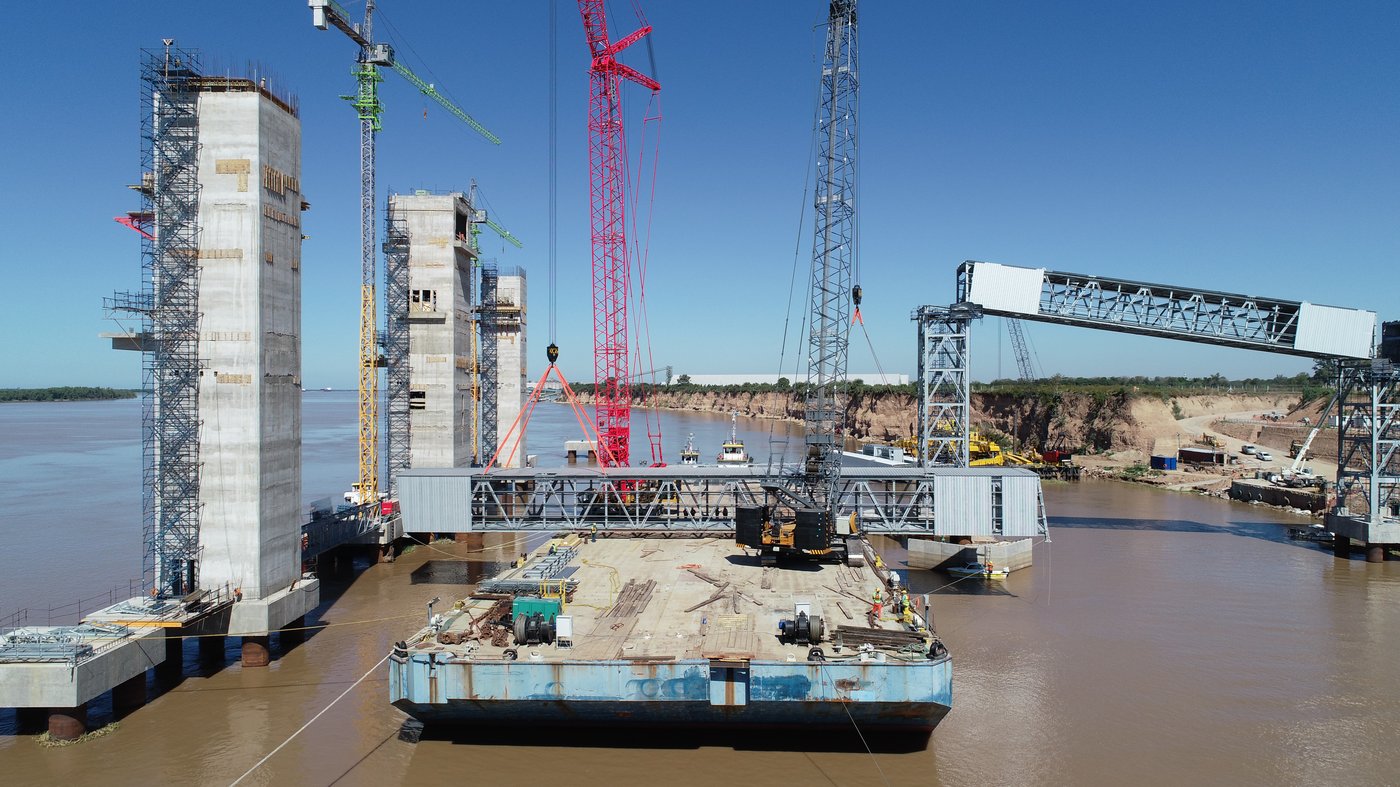 Vista aérea del Muelle Embarque Renova en construcción, obra DYOPSA