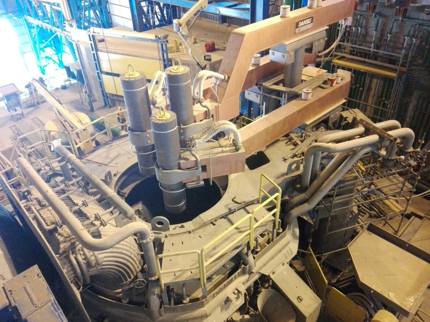 Detalle del horno eléctrico de arco Danieli en la Acería Gerdau